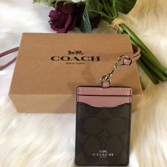 🎀🎀Last One ! Coach Lanyard ID Badge F63274 - Picture 2 of 3